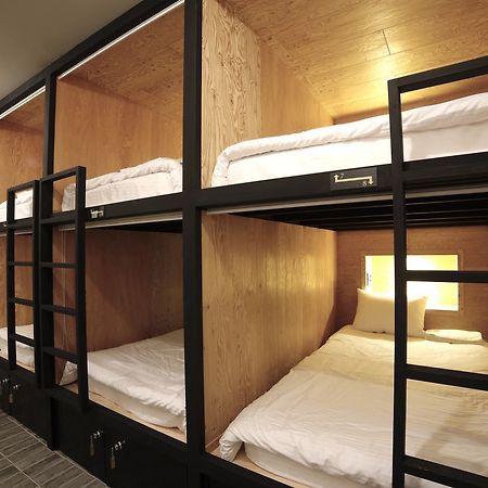 The Bay Guesthouse - Hostel ปูซาน ภายนอก รูปภาพ