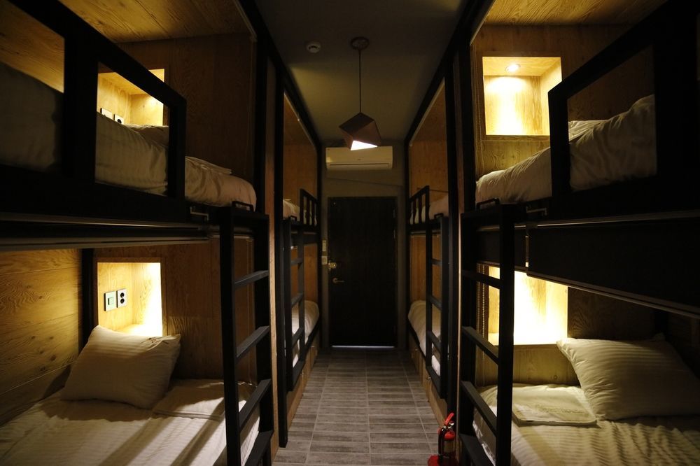 The Bay Guesthouse - Hostel ปูซาน ภายนอก รูปภาพ